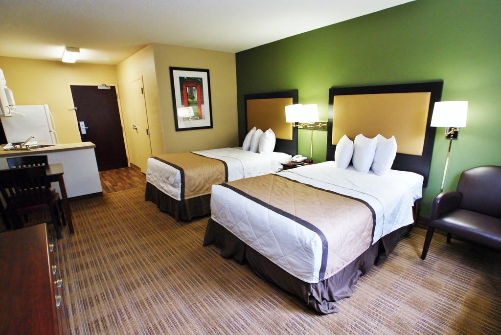 Extended Stay America Suites - Los Angeles - Northridge Exterior photo